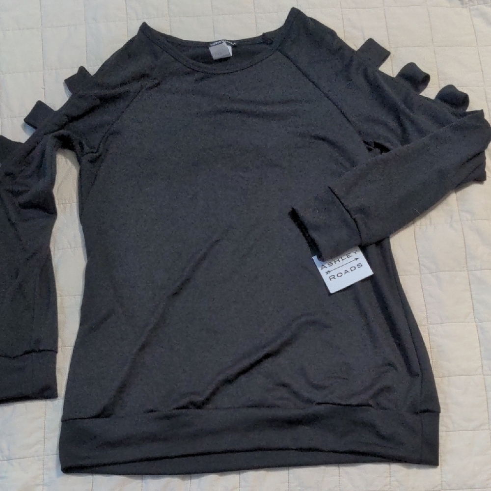 Ashley Roads Ladder Sleeve Top Size Small